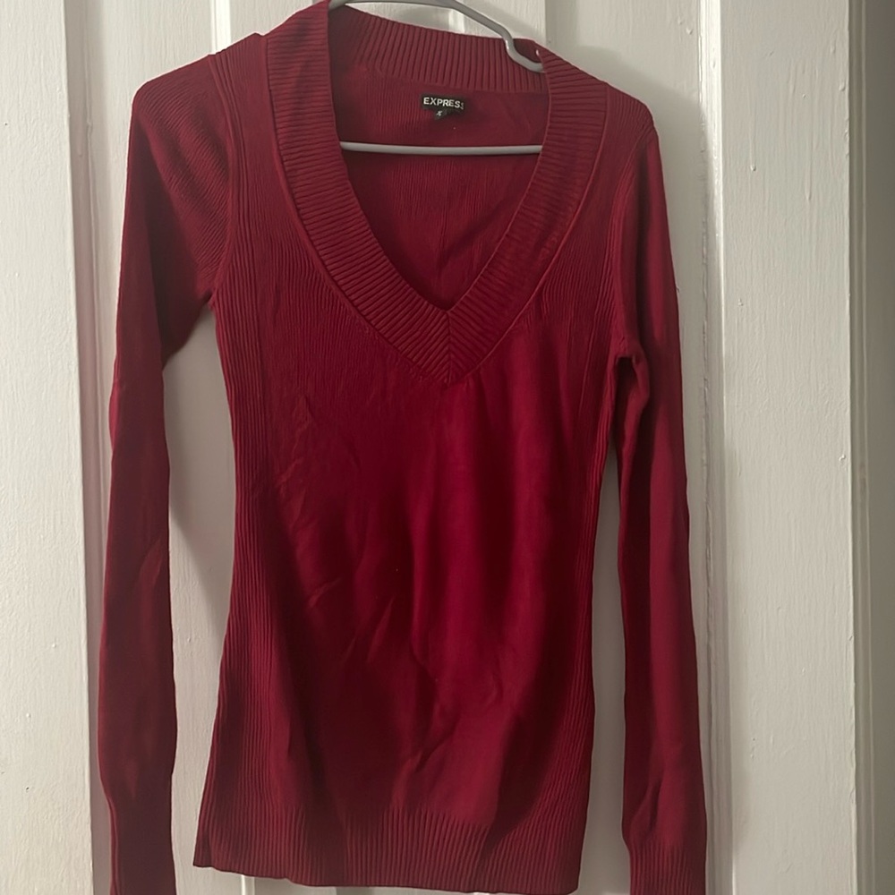 V-neck pullover sweater